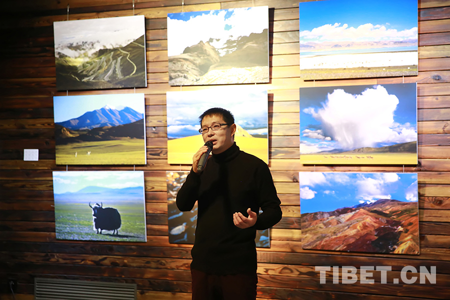 《世界屋脊秘境阿里》攝影展在京開幕
