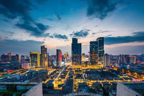 成都夜景（圖源：視覺中國）