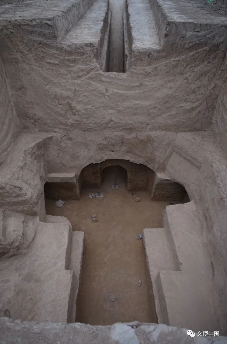 圖2 M3015全景（西-東）