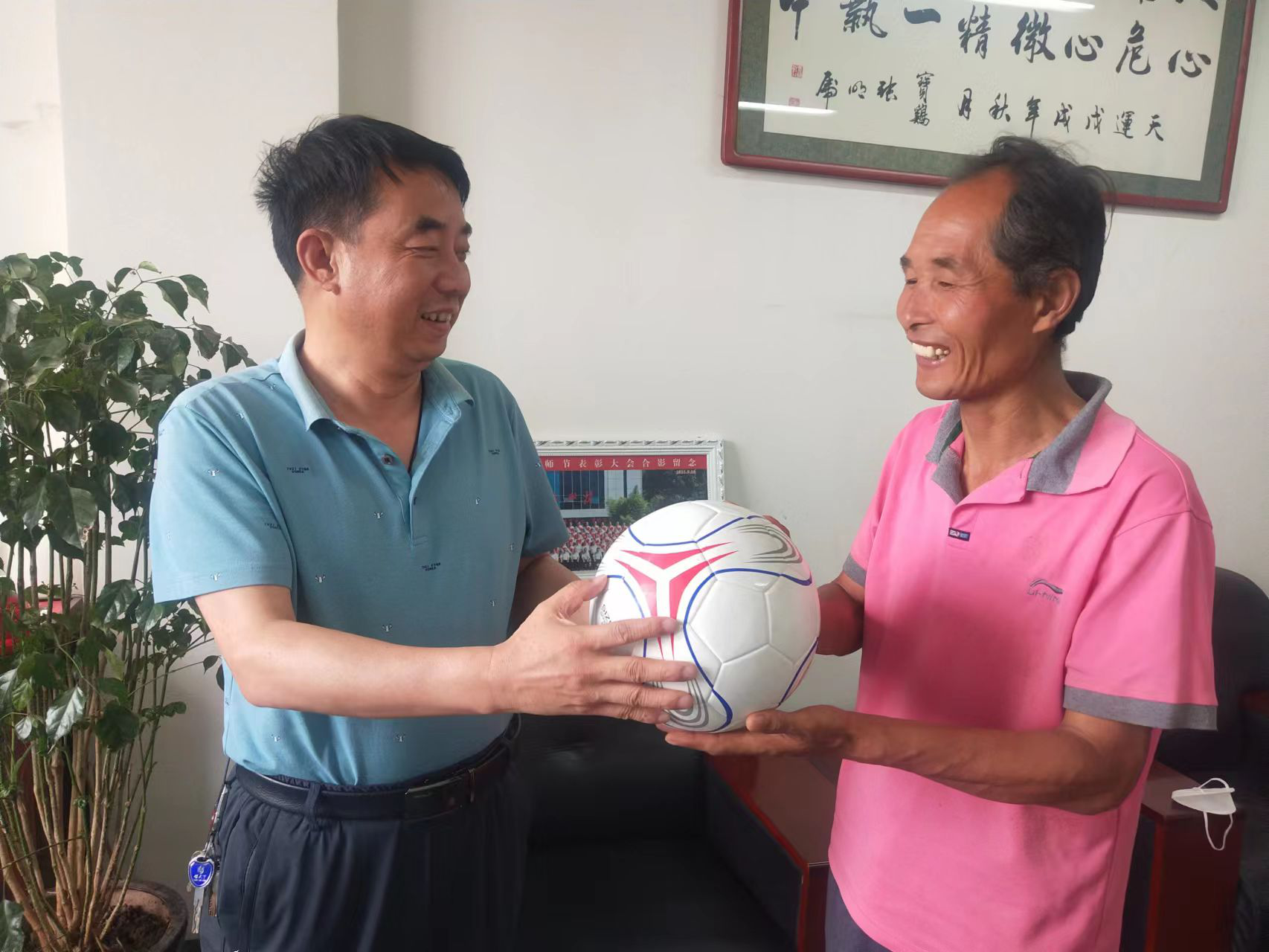 1654591792953087808.png 1654591792953087808.png