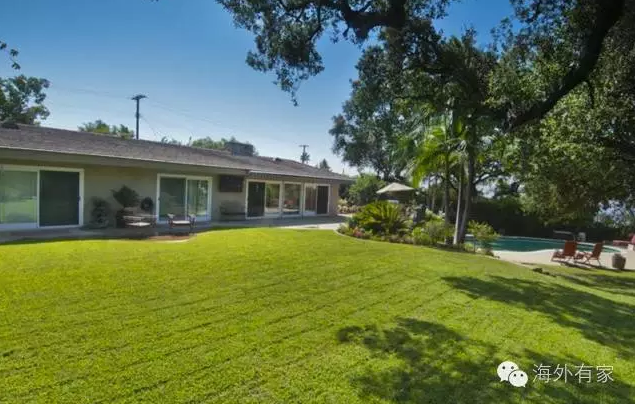 王寶強美國豪宅曝光!房本寫了他和馬蓉的名字