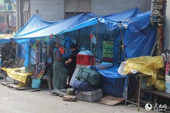 “藏獨(dú)”上趕著為印度慶祝獨(dú)立日，莫迪卻在隆重接待王毅