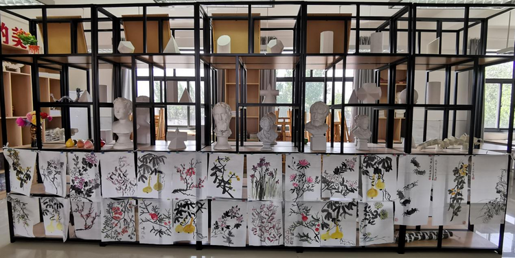 【致敬長安最美基層工作者】長安區(qū)美術(shù)教師孫育平：在學(xué)生心中埋下“美”的種子 為鄉(xiāng)村教育獻(xiàn)上赤誠之心_fororder_圖片3